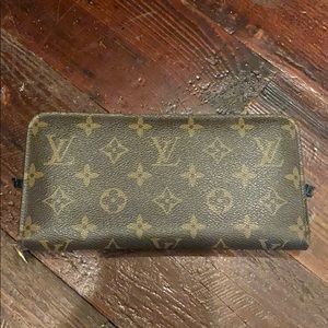 LV wallet